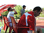 Tenis Robledo 08. Rodríguez y García en descanso. Foto de Mari Carmen Oteros y GYB